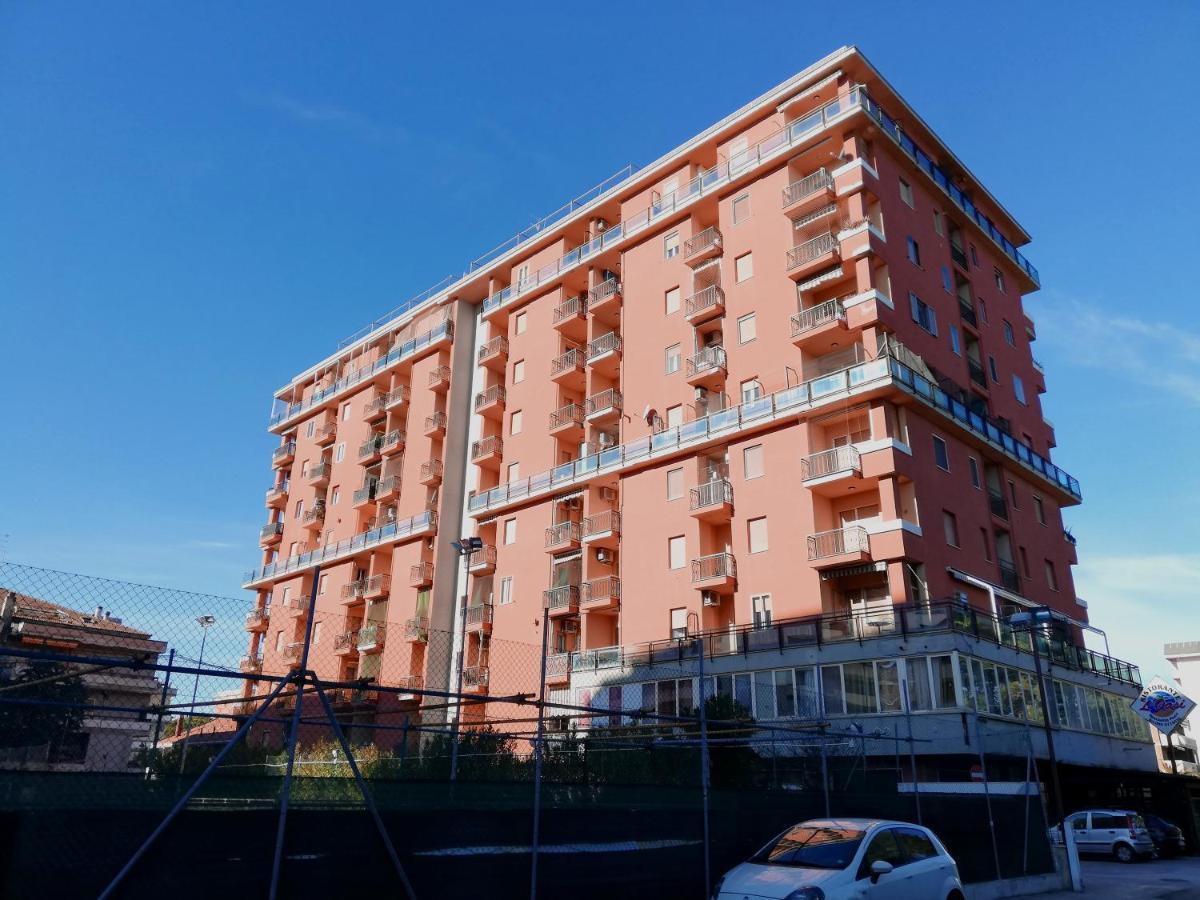 Parco Del Mare Pescara Apartments Extérieur photo